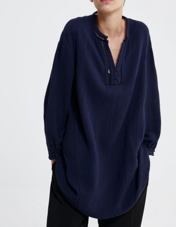 ZARA Women's Size XS Lace Insert V-Neck 3/4 Sleeve Tunic Top Navy Blue Oversized