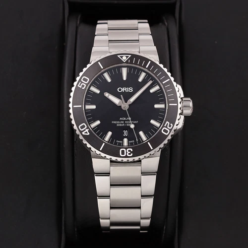 Oris Aquis Date 43.5mm 01 733 7730 4154-07 8 24 05PEB