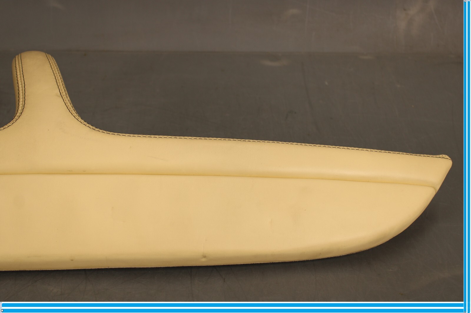 Bentley Continental 2006-2012 Rear Right Roof handle