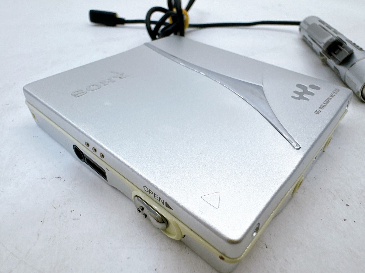 Sony Walkman MZ-E720 Silver Portable Minidisc Player with
