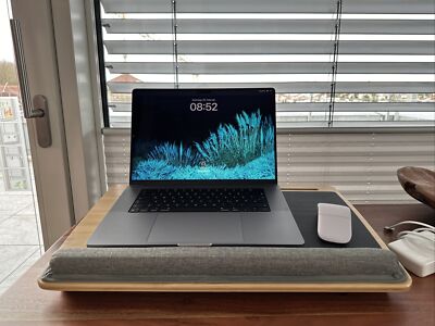 Apple MacBook Pro 16 Zoll (512GB SSD, M1 Pro, 16GB) Laptop - Space Grau -...