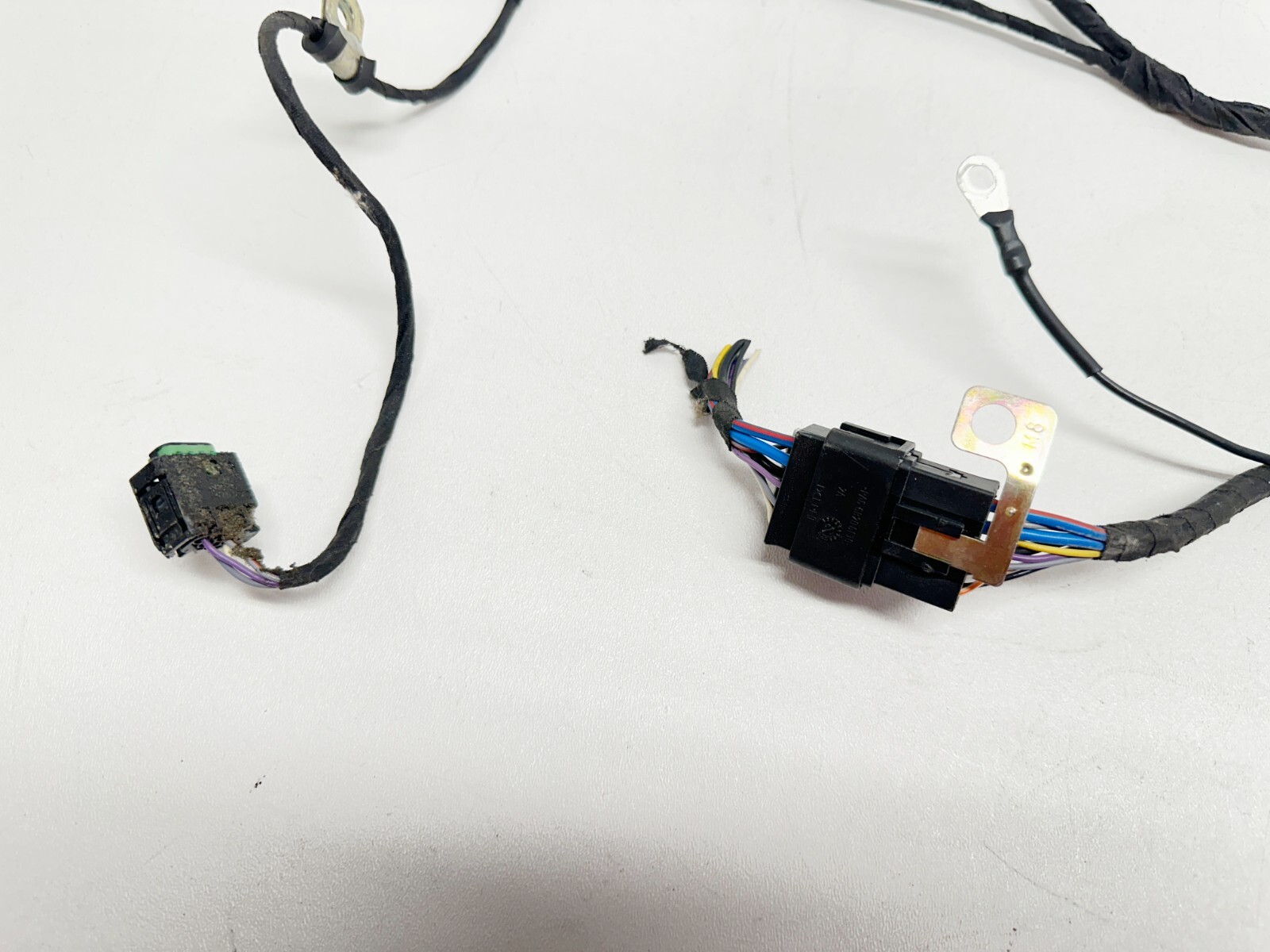 H404194 2003-2008 Maserati Quattroporte M139 Fuel Pump Wire Harness Wiring OEM