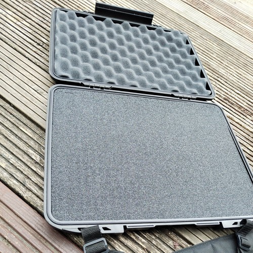 Peli 1085 Laptop Case - Military with Shoulder Strap and Foam Inserts - 第 11/16 張圖片