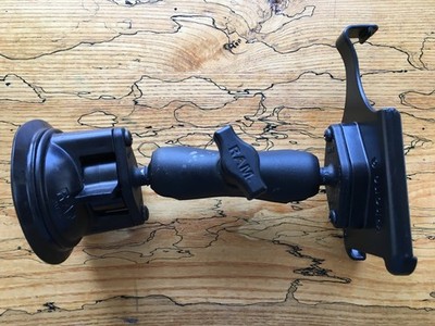 RAM Mount Apple iPhone 6 Form-Fitting Suction Cup Mount RAM-B-166-AP18U
