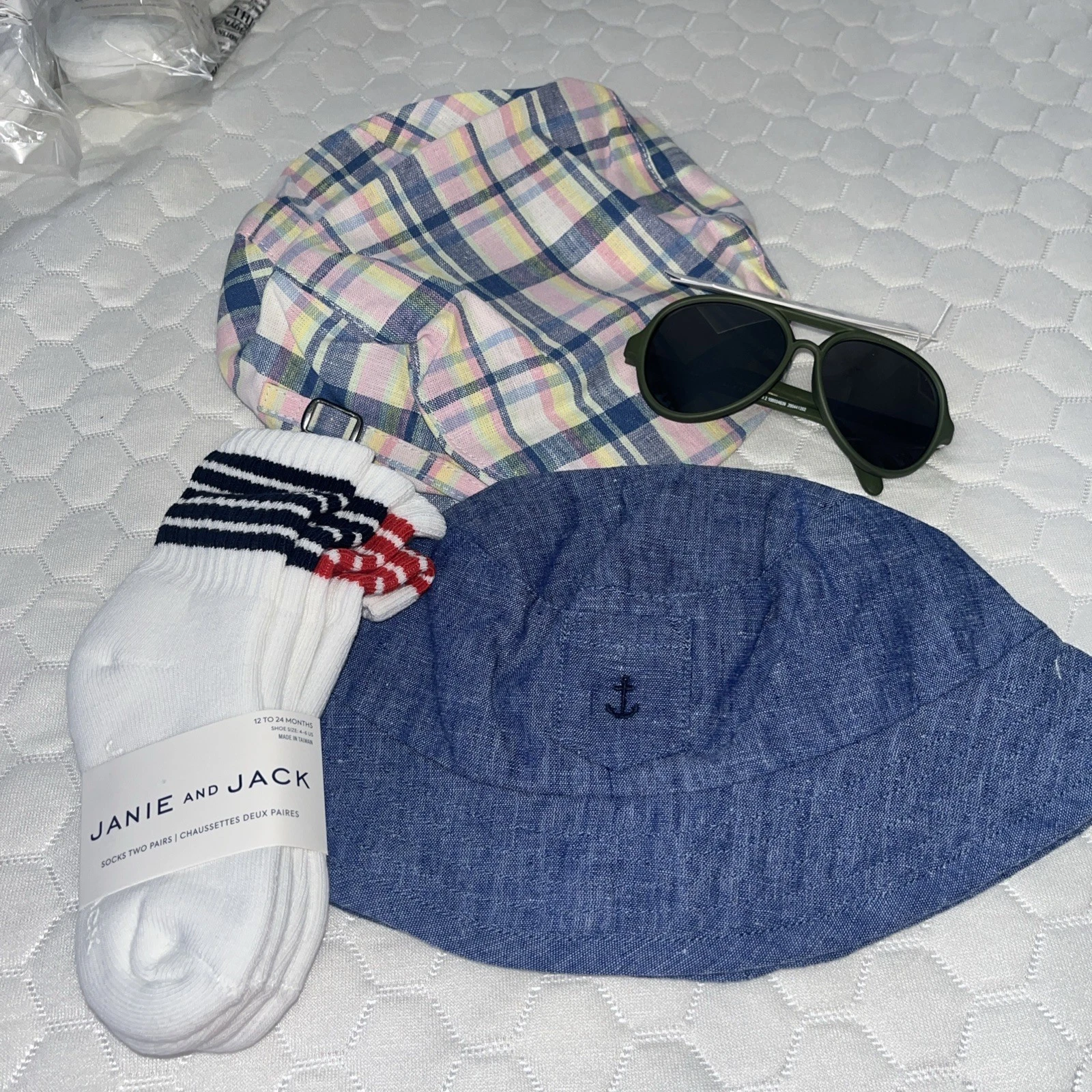 Janie And Jack Boys Accessory Lot 12-24 Months NWT hats, Socks Sunglasses Baby