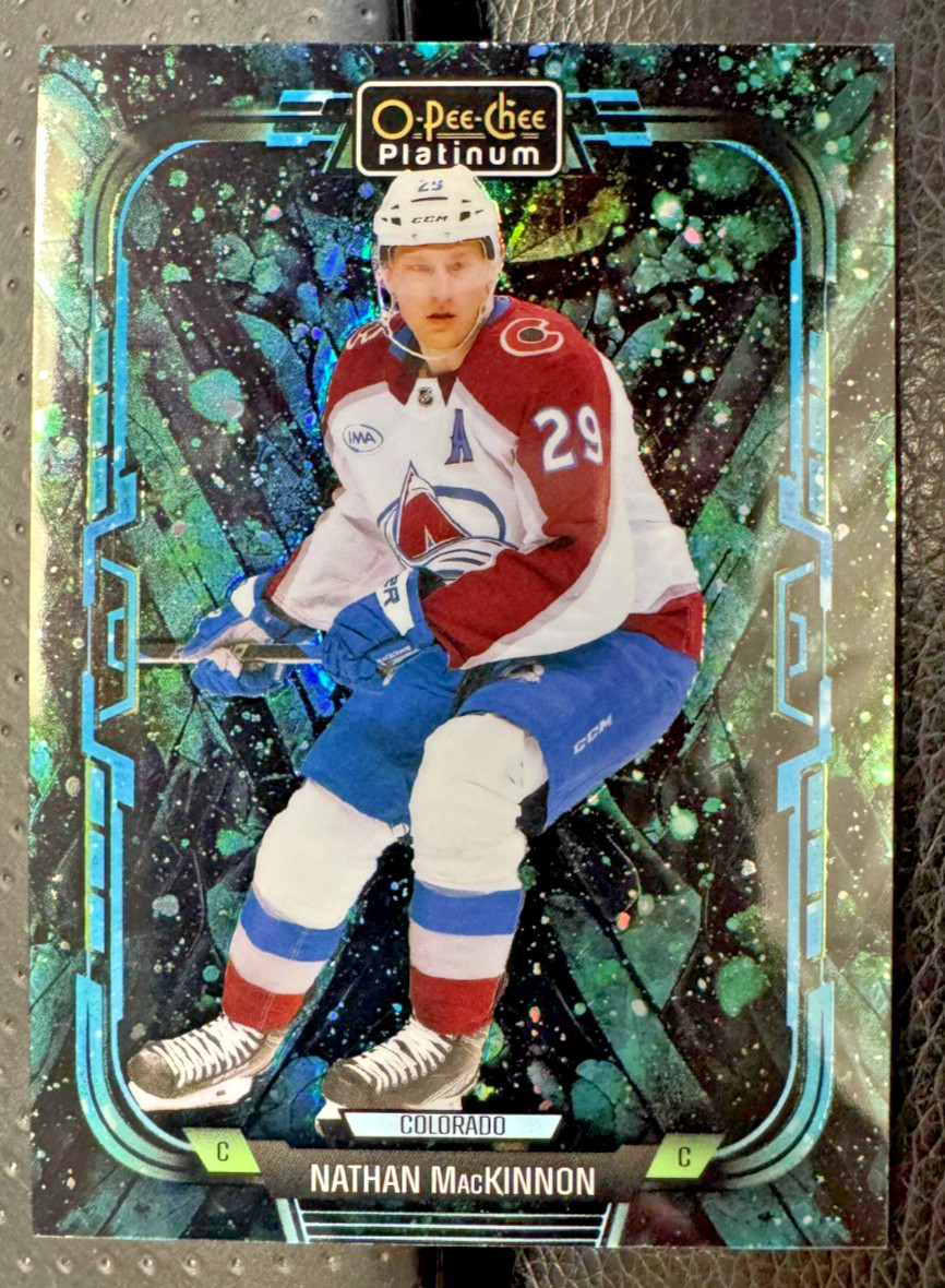 2025-26 O-Pee-Chee Platinum Bioluminescence Nathan MacKinnon #3/5