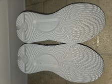 Size 8.5 - Under Armour Curry 4 FloTro Low Ap...