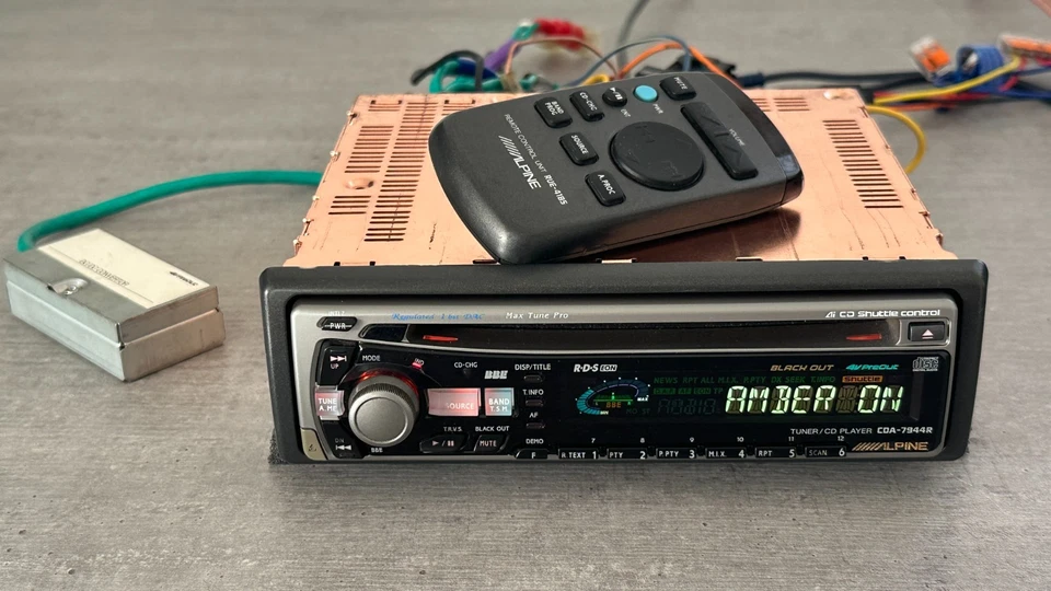 ALPINE CDA-7944R vintage flagship topmodel CD-tuner head unit in MINT condition - Bild 2 von 4