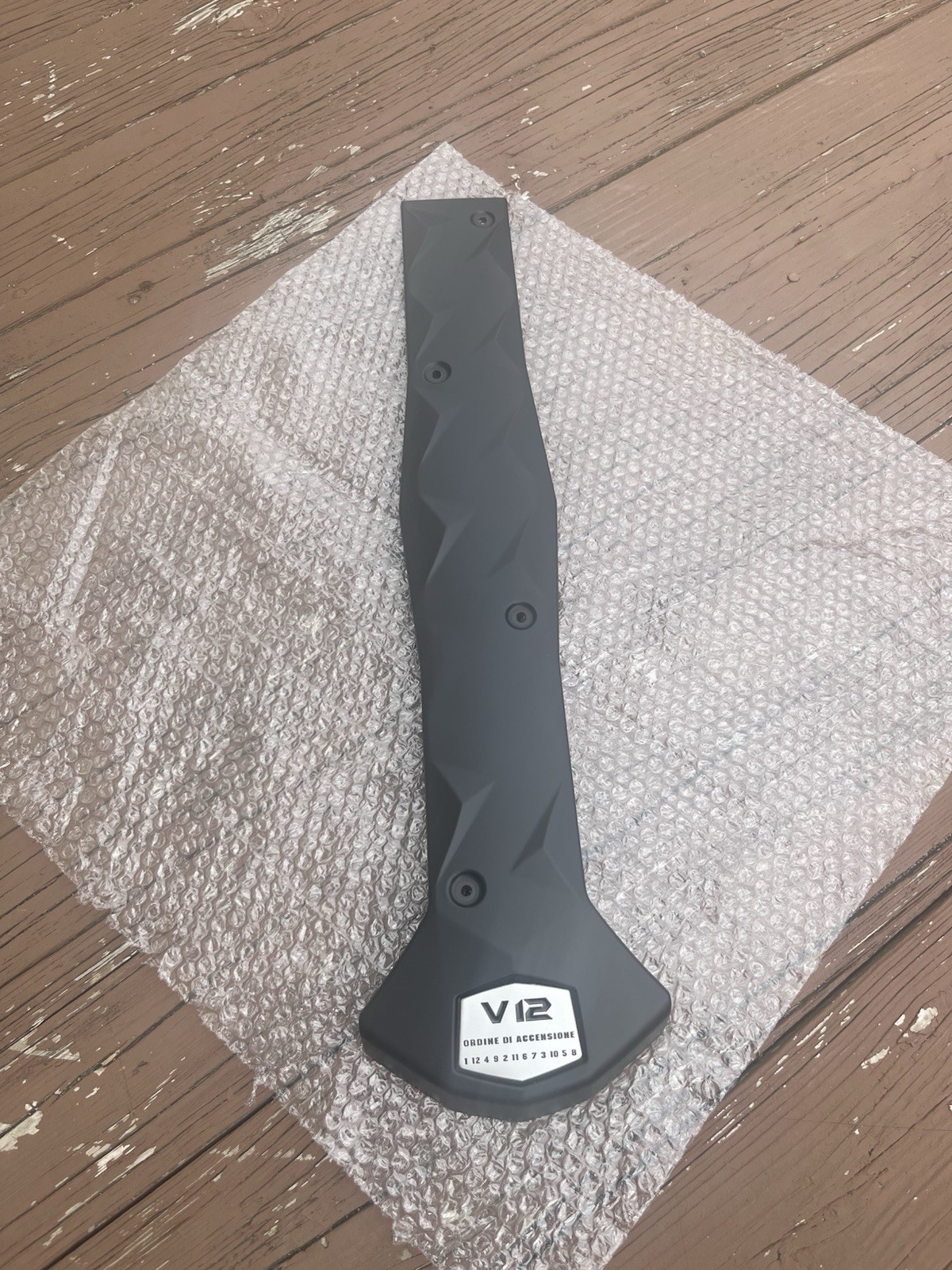 Lamborghini Aventador Intake manifold cover P/N 07M103927L
