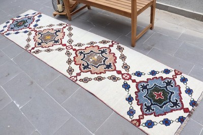 Turkish Vintage Rug 2,5x10,4 ft, White Herki Animal Print Rug