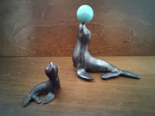 Hagen Renaker Circus Seal Mama and Baby