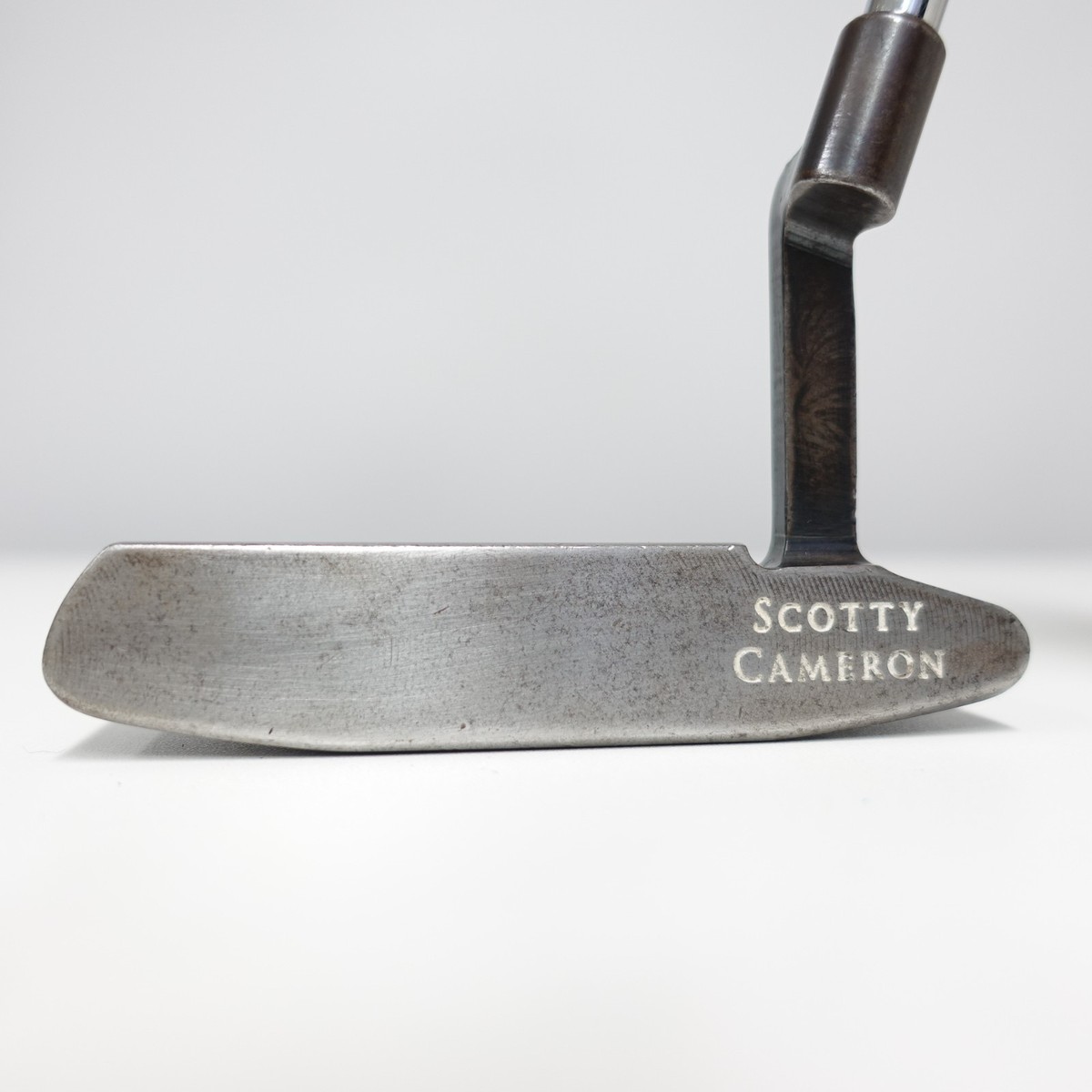 Scotty Cameron Classic Newport 2 Putter 35 pouces RH noir