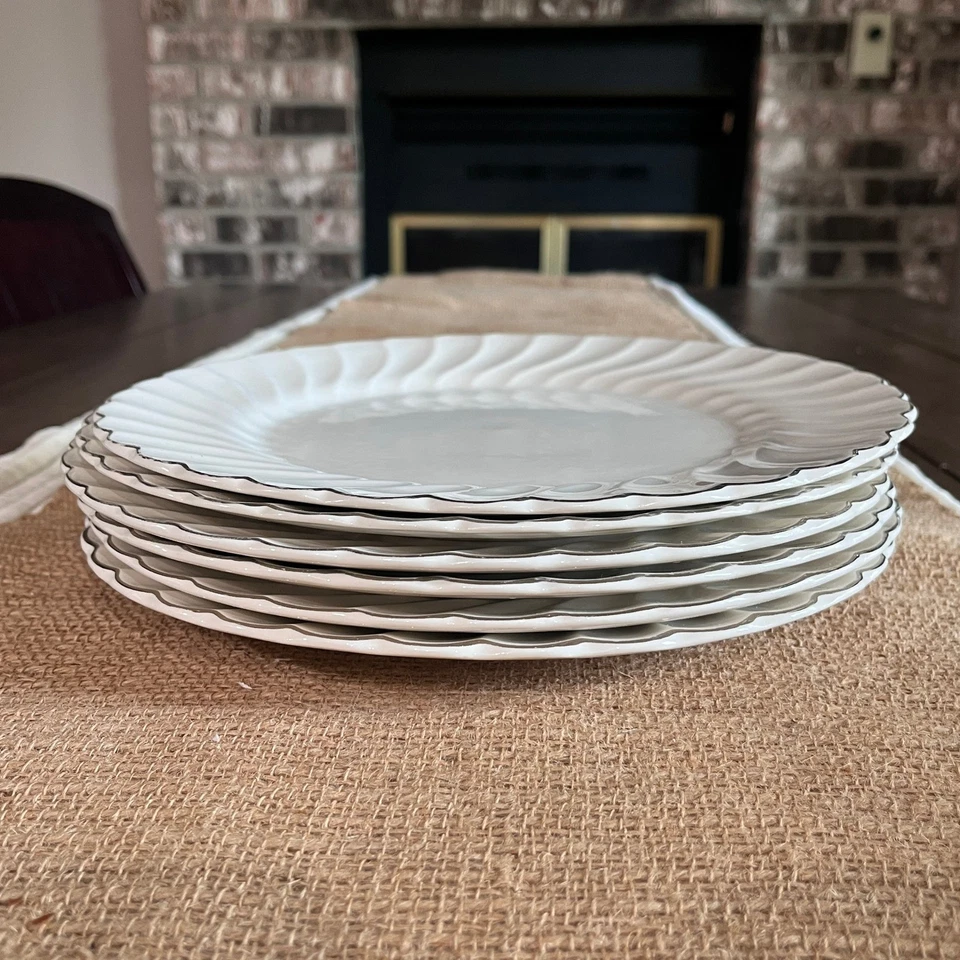 Platos de cena Tiara Salem Swirl Platino, Juego de 6, Blanco con Borde Plateado Foto 4 de 4