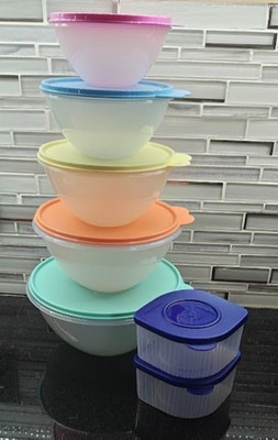 Tupperware NEW 14 PIECE WONDERLIER SET GET 2 EXTRA 2 CUP CONTAINERS W/ LIDS NEW