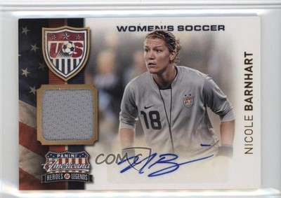2012 Panini Americana Heroes & Legends 17/59 Nicole Barnhart #17 Auto 19di