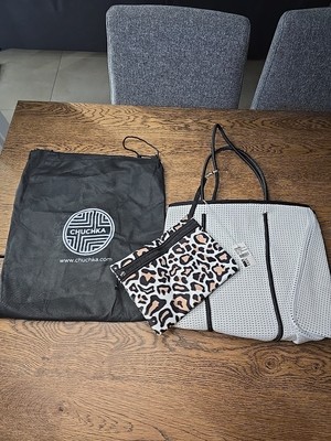 Chuchka Kalli Neoprene Tote NWT White Leopard BT54 W Cosmetic Bag Australian