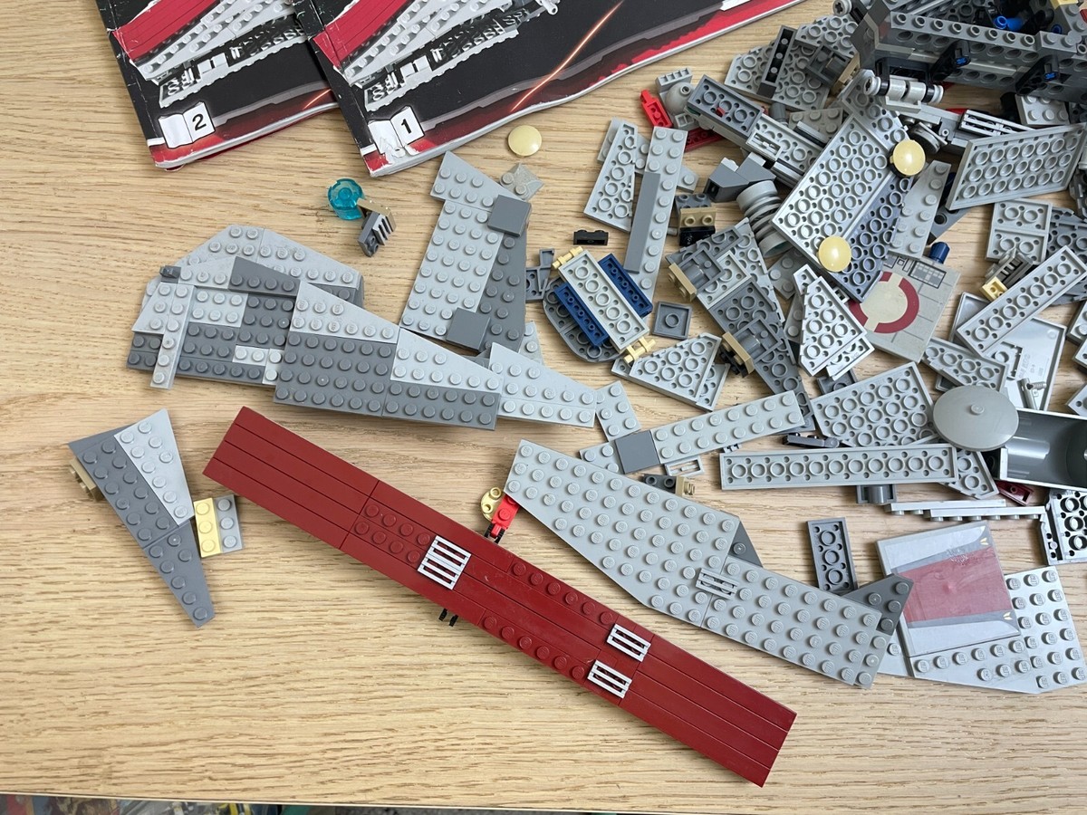 Lego 8039 Venator-Class Republic Attack Cruiser - 99%+ Ship Only