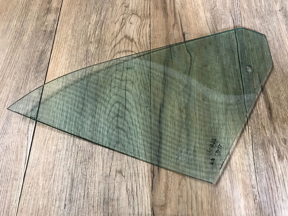 1970 DODGE CHALLENGER E BODY MOPAR RH FACTORY TINT 1/4 GLASS DATED: 266-1 - Изображение 3 из 3