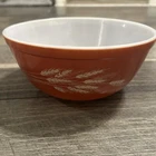 Vintage PYREX Autumn Harvest Wheat Pattern Nesting Mixing Bowl #403  2.5 Liter