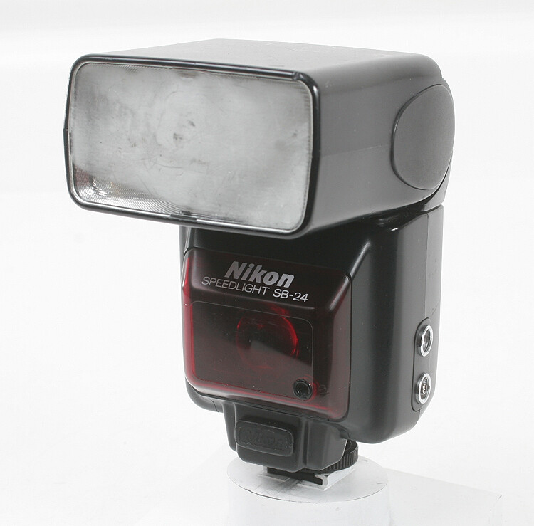 NIKON SPEEDLIGHT SB-24/165435 | eBay