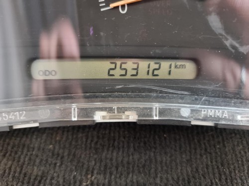 HOLDEN COMMODORE INSTRUMENT CLUSTER VT 3.8 V6 STD (SINGLE DISPLAY) 09/97-10/00 9 - Picture 2 of 5