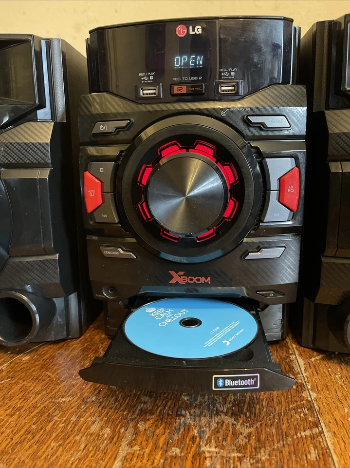 LG CM4441  XBOOM  400W  Home Audio System With Auto DJ, Bass Blast And Bluetooth - Image 3 of 4