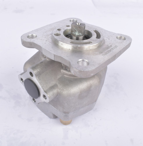 6662136102 Hydraulic Pump For Kubota Tractor B4200D B5100 B6100 B7100 6721176100