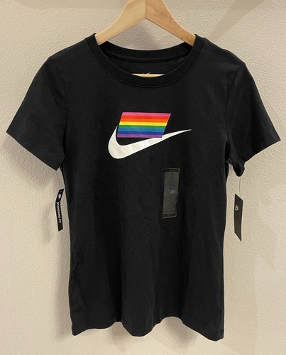 Nike Womens Sportswear Betrue Pride 