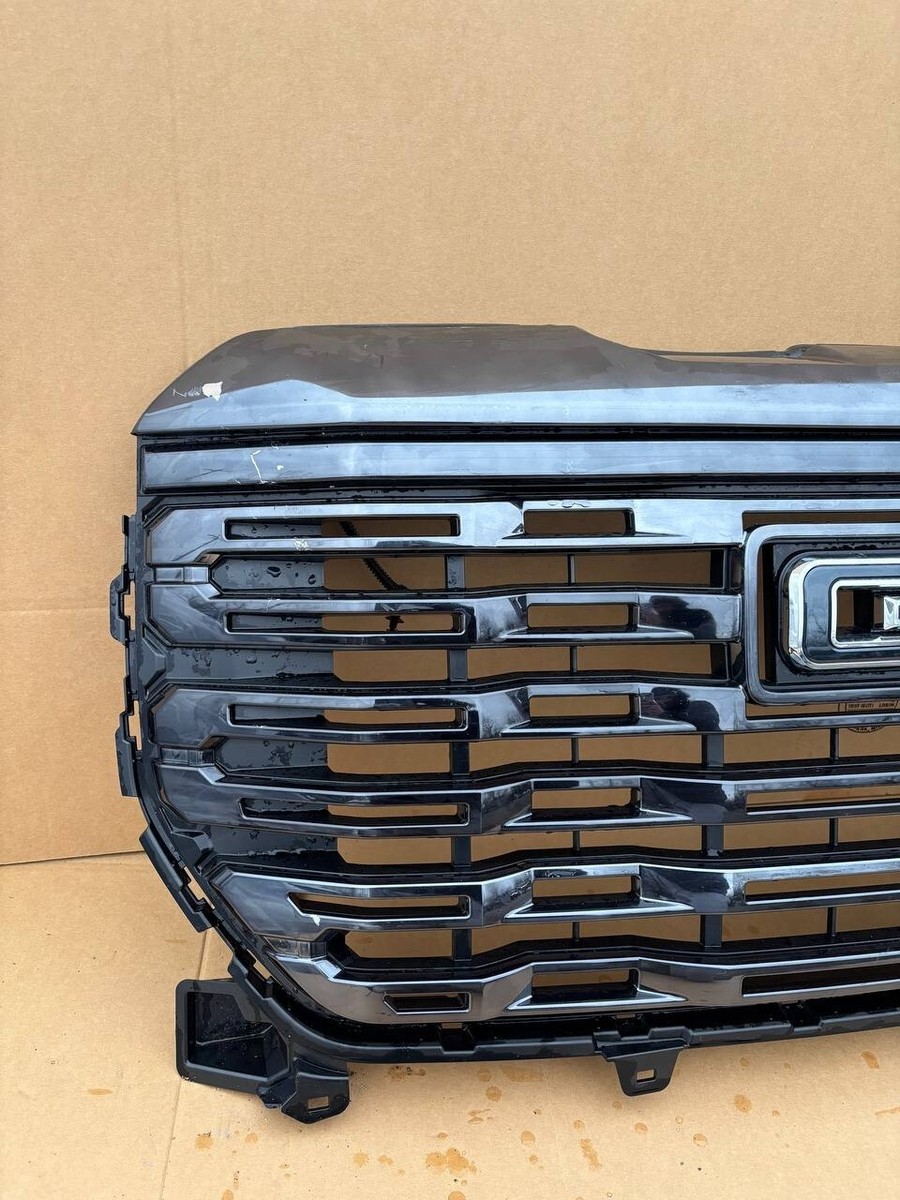 2022-2024 Gmc Sierra 1500 Denali Ultimate Front Grille W/Cam OEM
