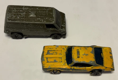 Vintage Hot Wheels Redline 1969 Maxi Taxi Olds 442 1974 Army Military Police Van