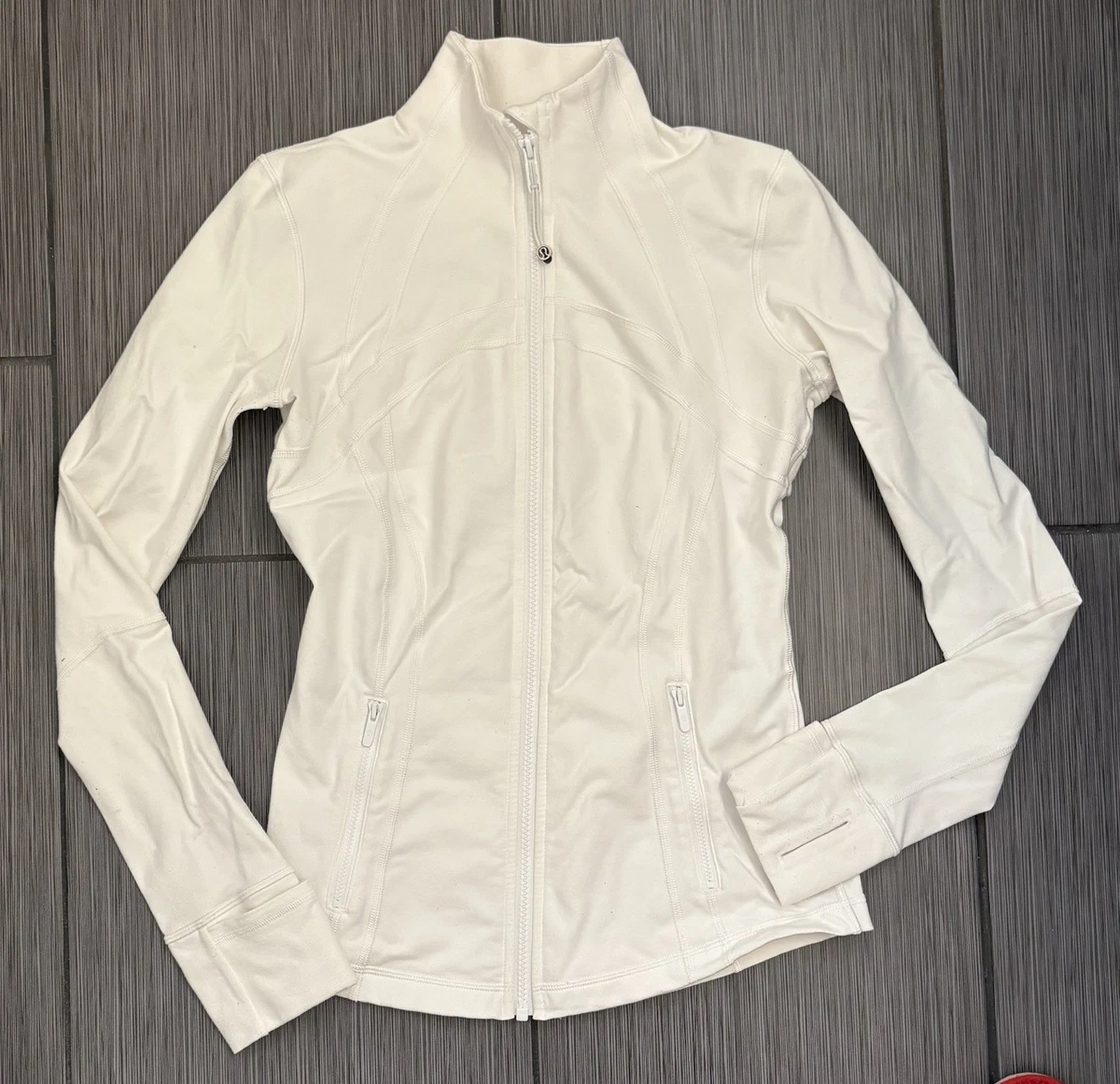 完売⭐️ルルレモン ディファインジャケット リブ素材 白 ヨガ ランニング S Lululemon Define White Activewear Jackets for Women for sale - eBay