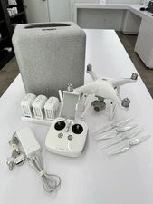 Phantom 4 Pro (WM331A) Fly More Combo With Controller