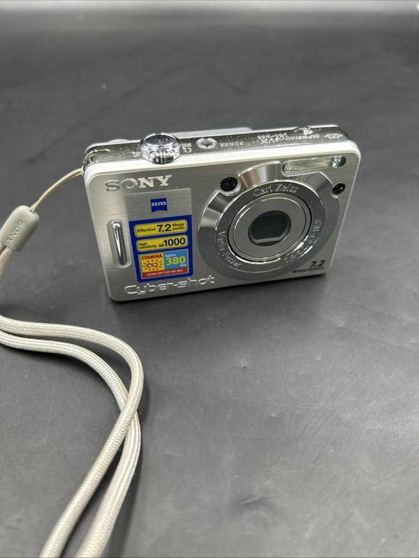 Sony- Cyber /shot DSC -W55. 7. 2 MP. Digital Camera 3x Zoom. ML