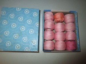 New Vintage Box Star Tatting Cotton Thread 12 balls Medium Pink 60 Yards Each