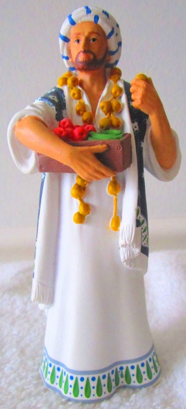 2011 Hawthorne Vill. The Silent Night Nativity Collec.~VILLAGE PEDDLER~NIB~5.5"