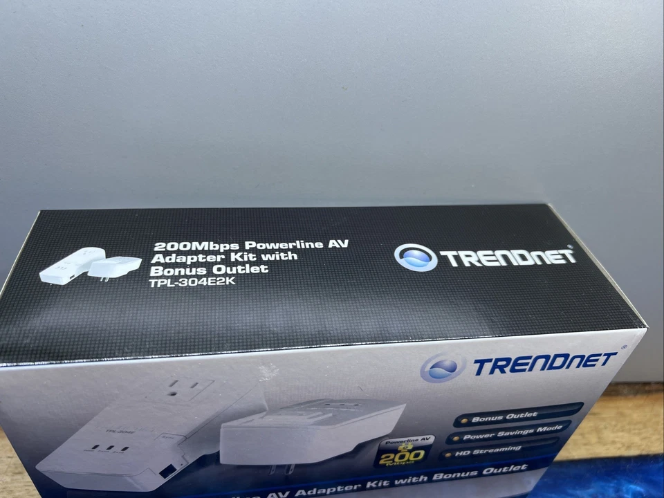 TRENDNet Powerline AV Home Networking Adapter Kit 200Mbps RJ-45 TPL-304E2K NEW - Image 3 of 4