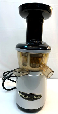 OMEGA ~ VRT350 Heavy Duty 150W Masticating Juice Extractor Juicer