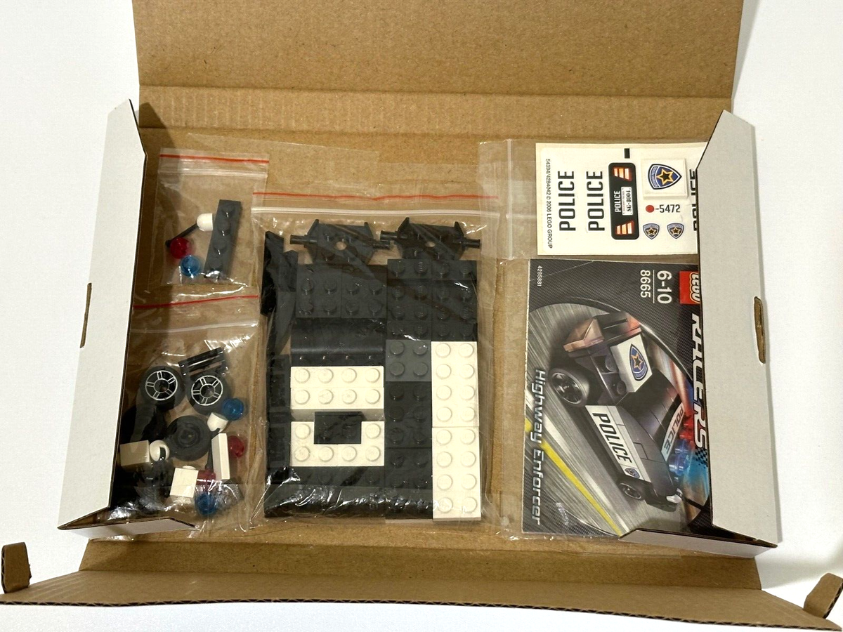 Retired ©2006 LEGO 8665 Racers Tiny Turbos Highway Enforcer 