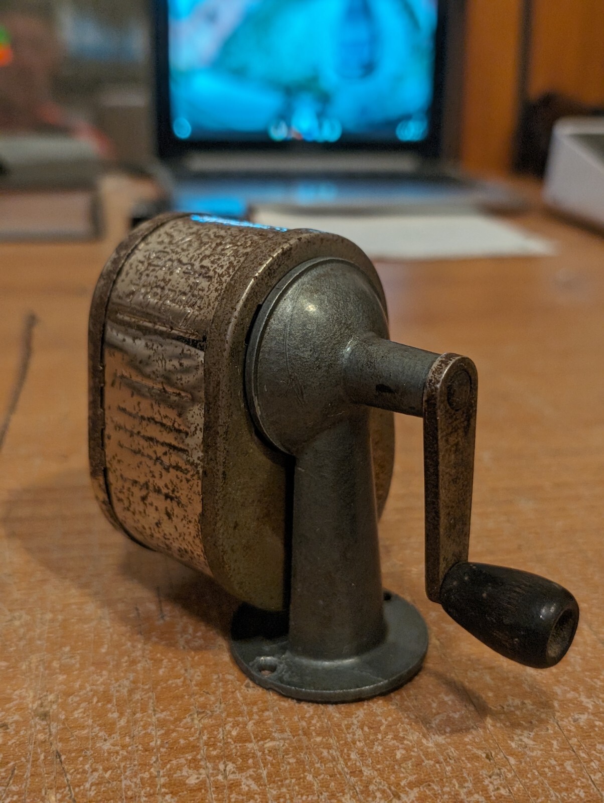 Vintage Boston Ever Handy Mount Pencil Sharpener Manual Crank 1950s