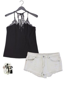 Damenmode Outfit Größe S mit Spaghetti-Top in Gr. S, Jeansshorts in Gr. 36