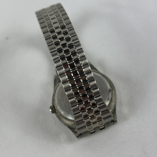 Reloj de pulsera para hombre PT948B resistente al agua 100 pies día fecha correa elástica plateada - Imagen 3 de 6