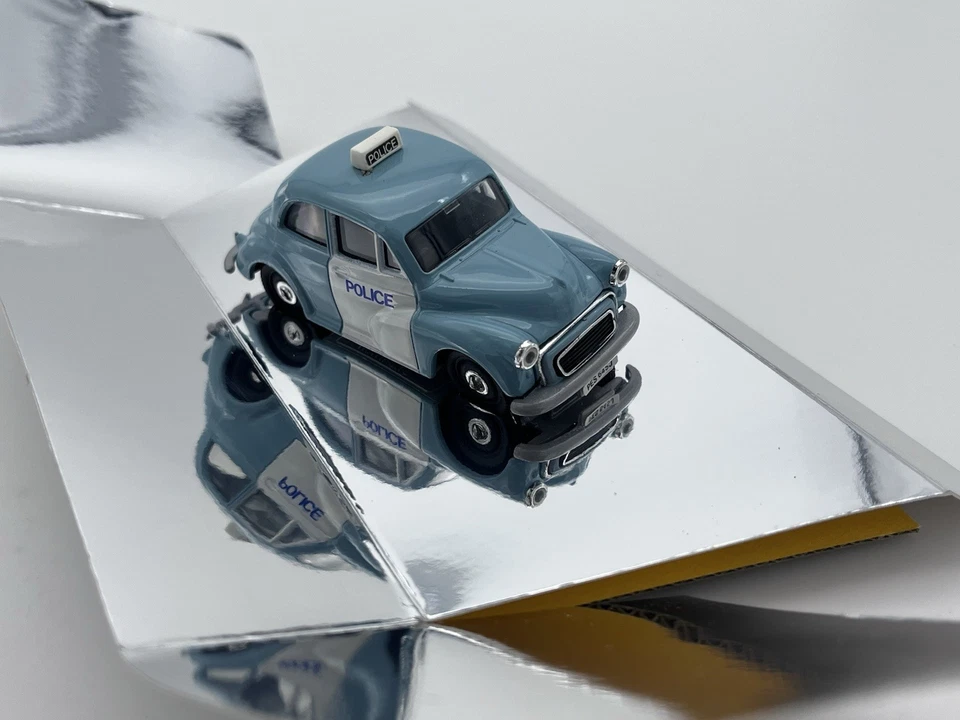 Corgi Classic Cars Morris Minor 1000 Police 1:43 Scale 1988 Made In England - Image 4 of 4