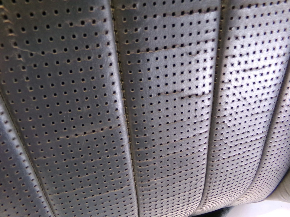 Front Left Upper Seat Back A 2119102516 03-09 Mercedes Benz W211 E55 E63 AMG - Image 2 of 4