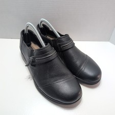 Clarks Cheyn Madi Leather Slip On Comfort Shoes ComfortCore Walking Women's 9.5