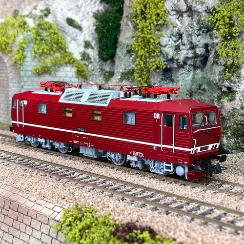 Locomotive électrique Class 230 003-6 DR, Ep IV digital son 3R - ROCO 79220 - HO | Condition: Neuf