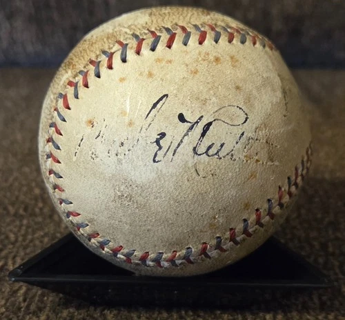 OLD – Babe Ruth – Signed Baseball – PSA (Certified)