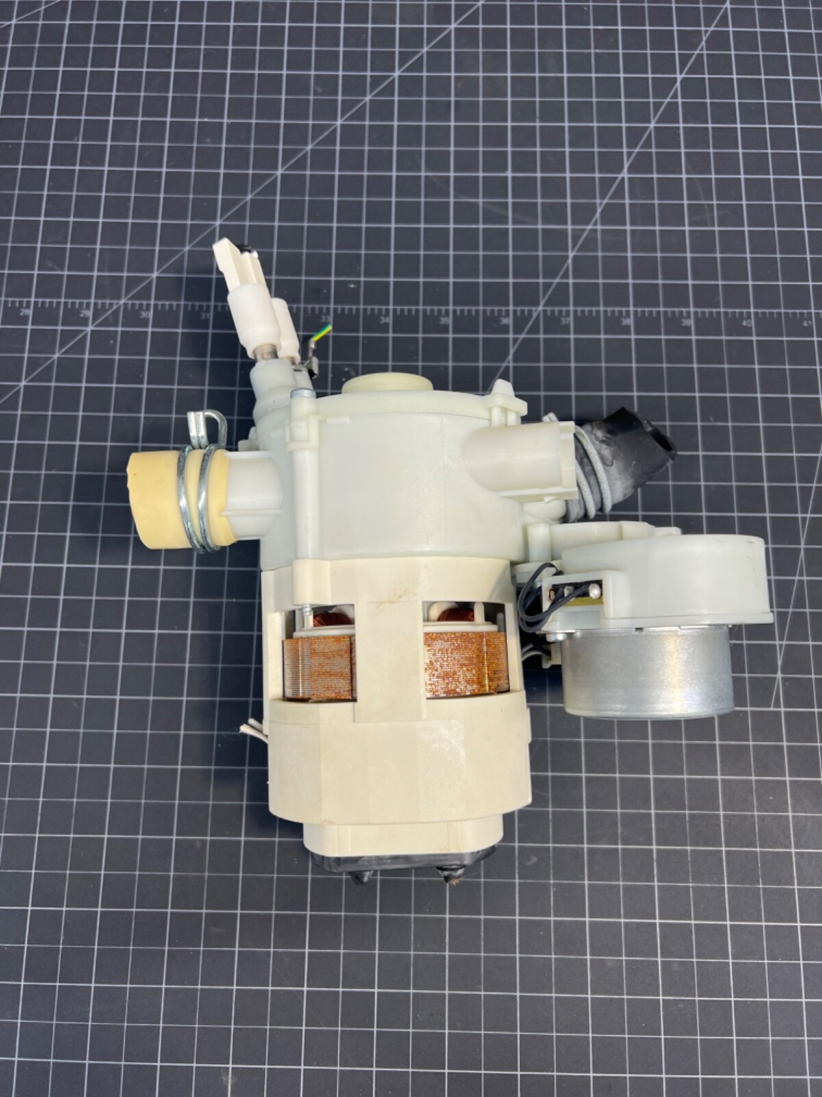 Miele MIELE DISHWASHER CIRCULATION PUMP Mppw 61-31/4 10285582 