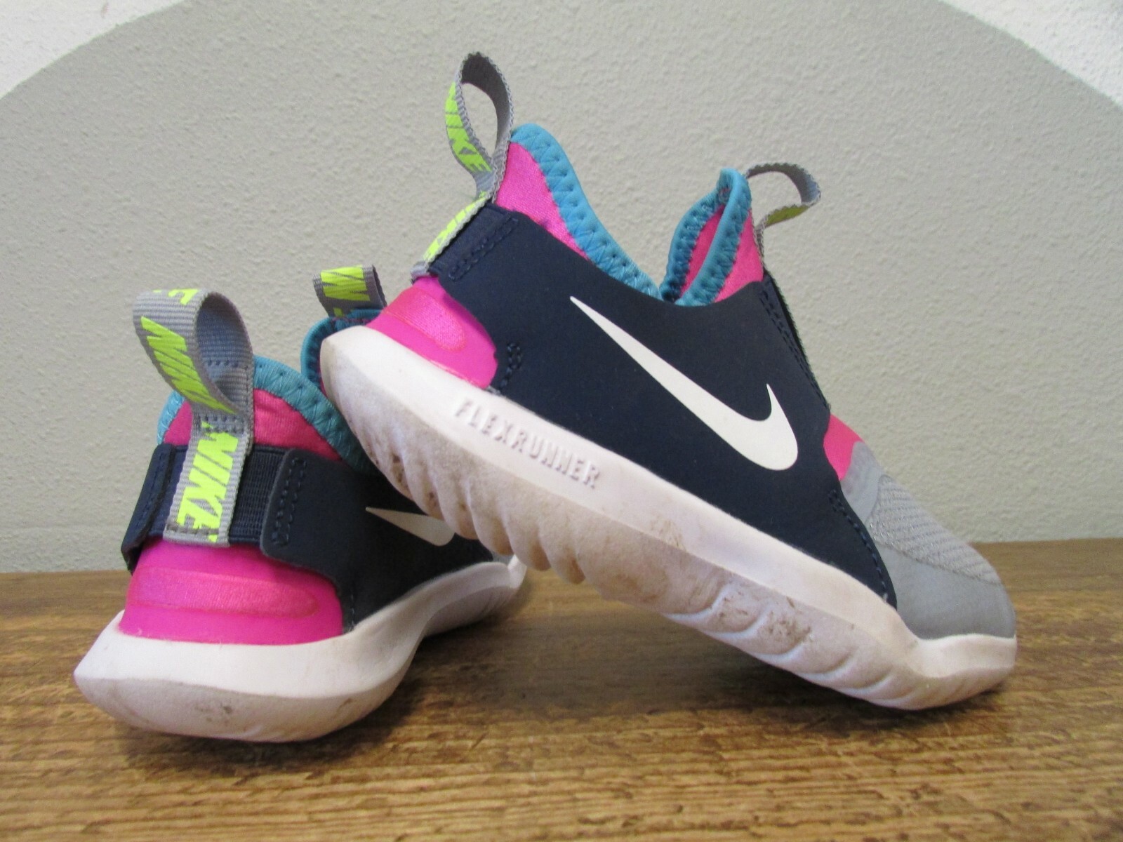 nike rift infant pink