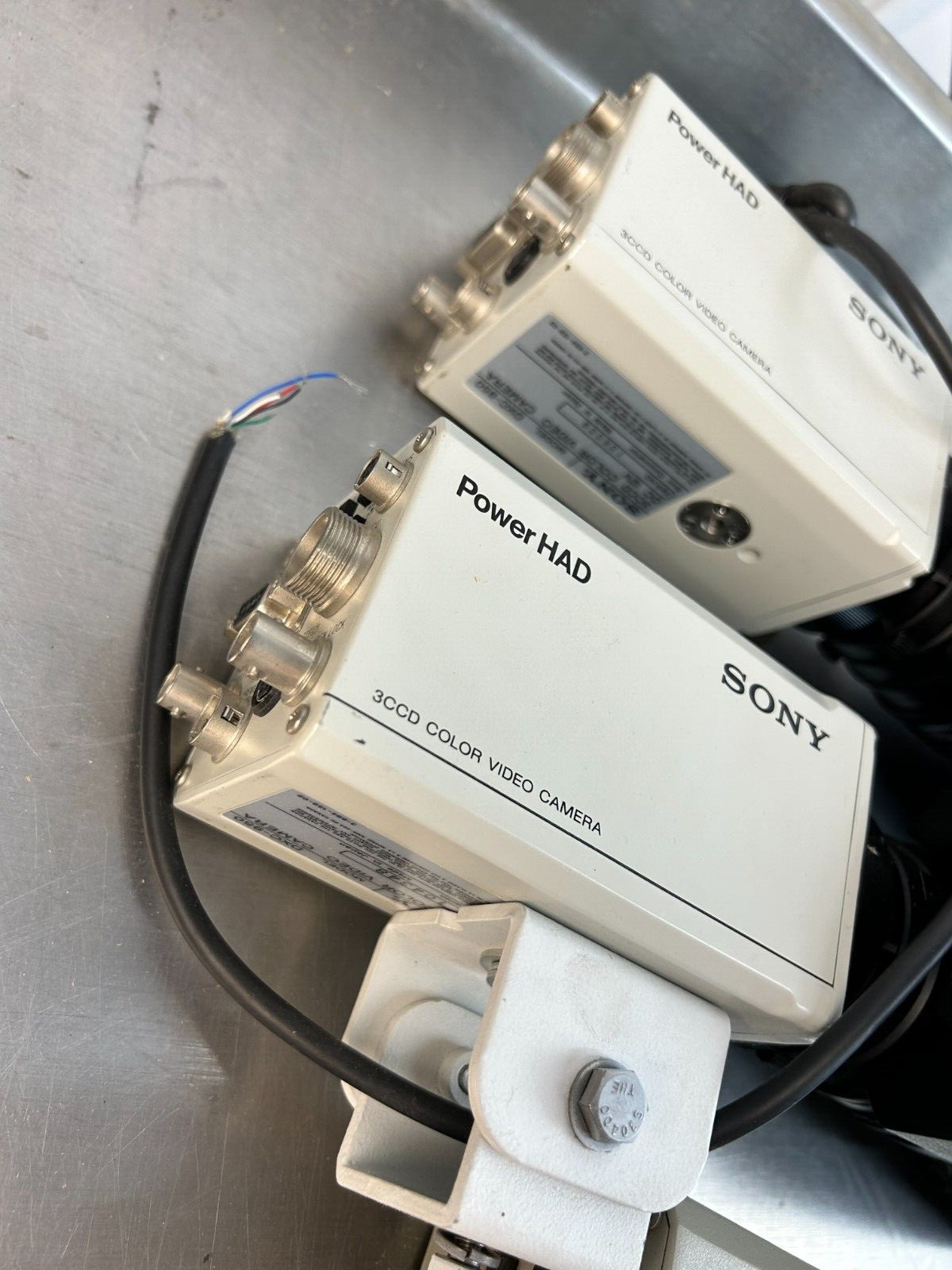 Sony Power HAD Color Video Camera 3CCD Lot | Used