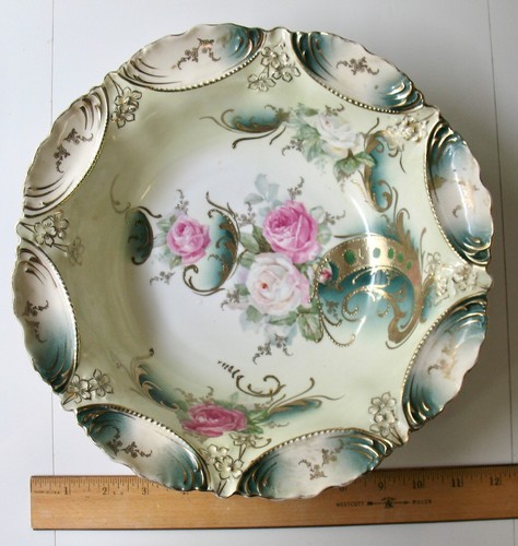 VTG RS PRUSSIA Large Serving Bowl Porcelain Gold Scalloped Roses Hand Painted - Picture 2 of 9